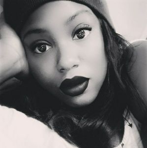 Meet your Posher, Florence